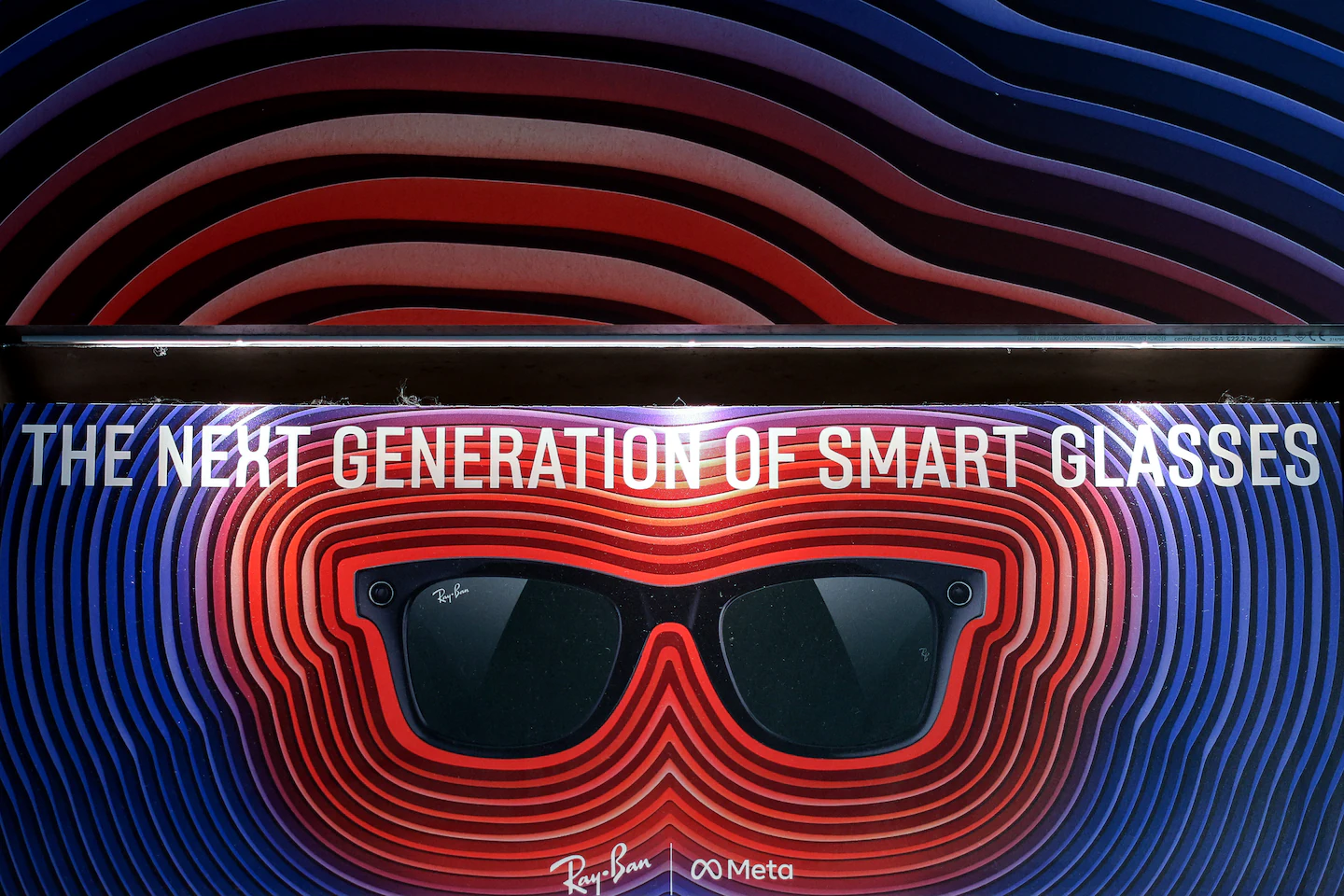 Gen Z, Akıllı Gözlüklerin Gizlilik İhlallerine Karşı Tepki Gösteriyor