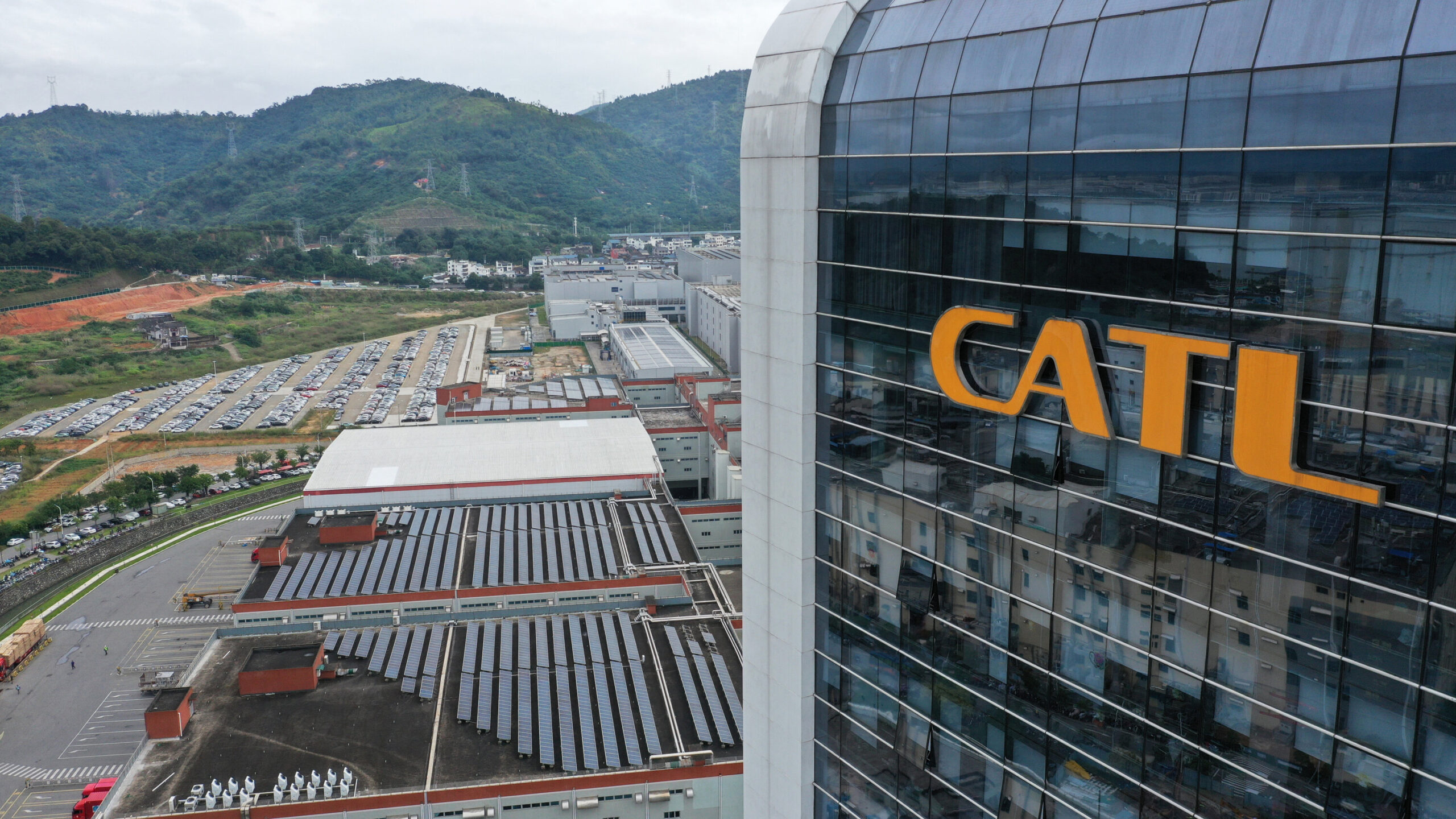 CATL, Avrupa’daki Otomotiv Yatırımını Gözden Geçiriyor—Valmet Audiye Dönüyor